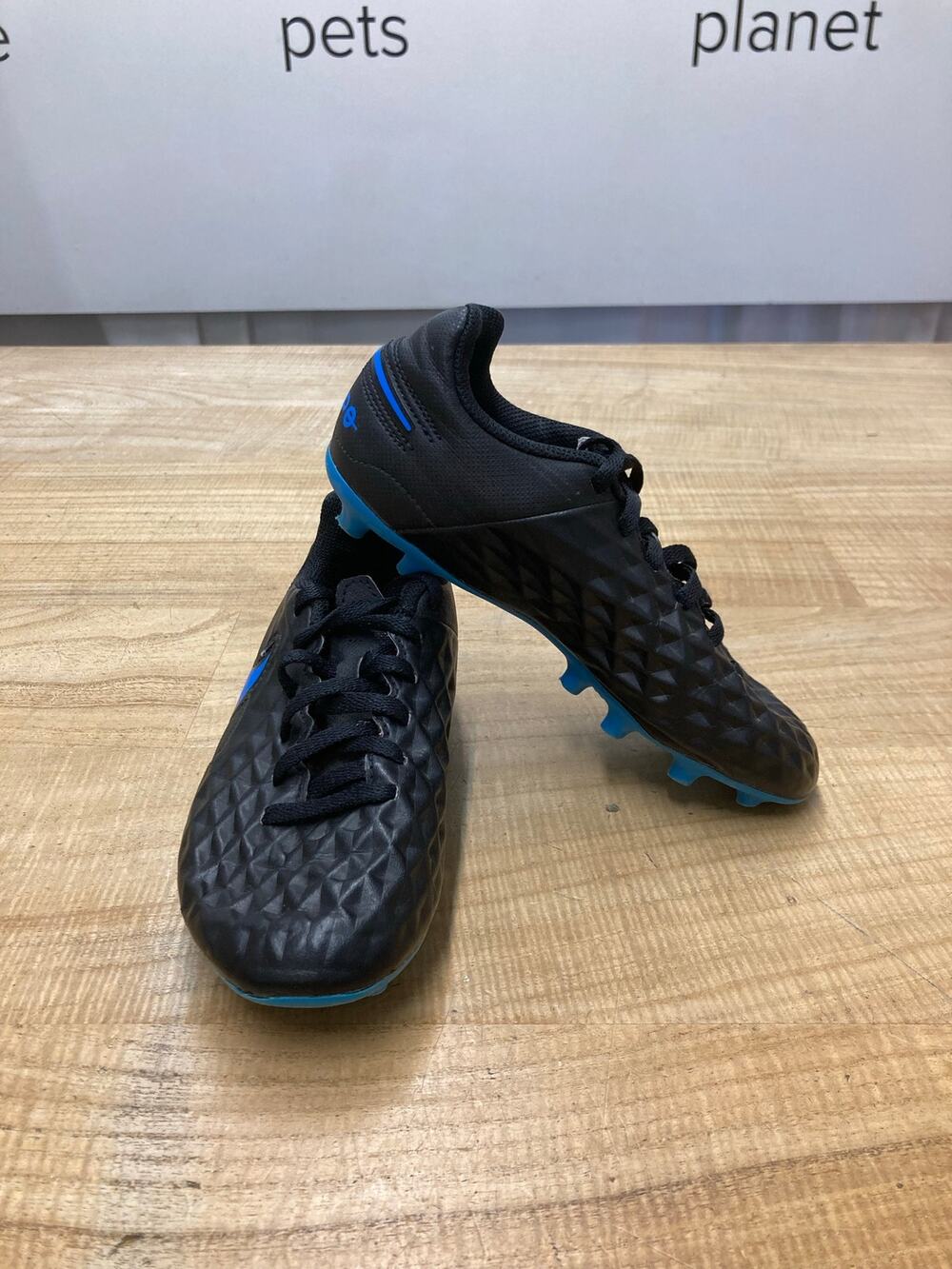 Nike Phantom GT2 Soccer Cleats Size 4.5